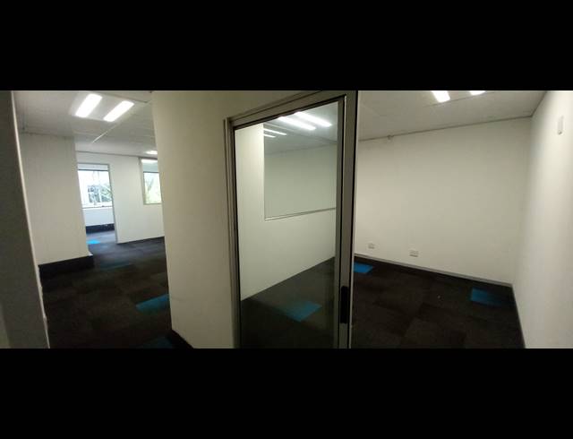 588M² OFFICE TO LET IN WOODMEAD